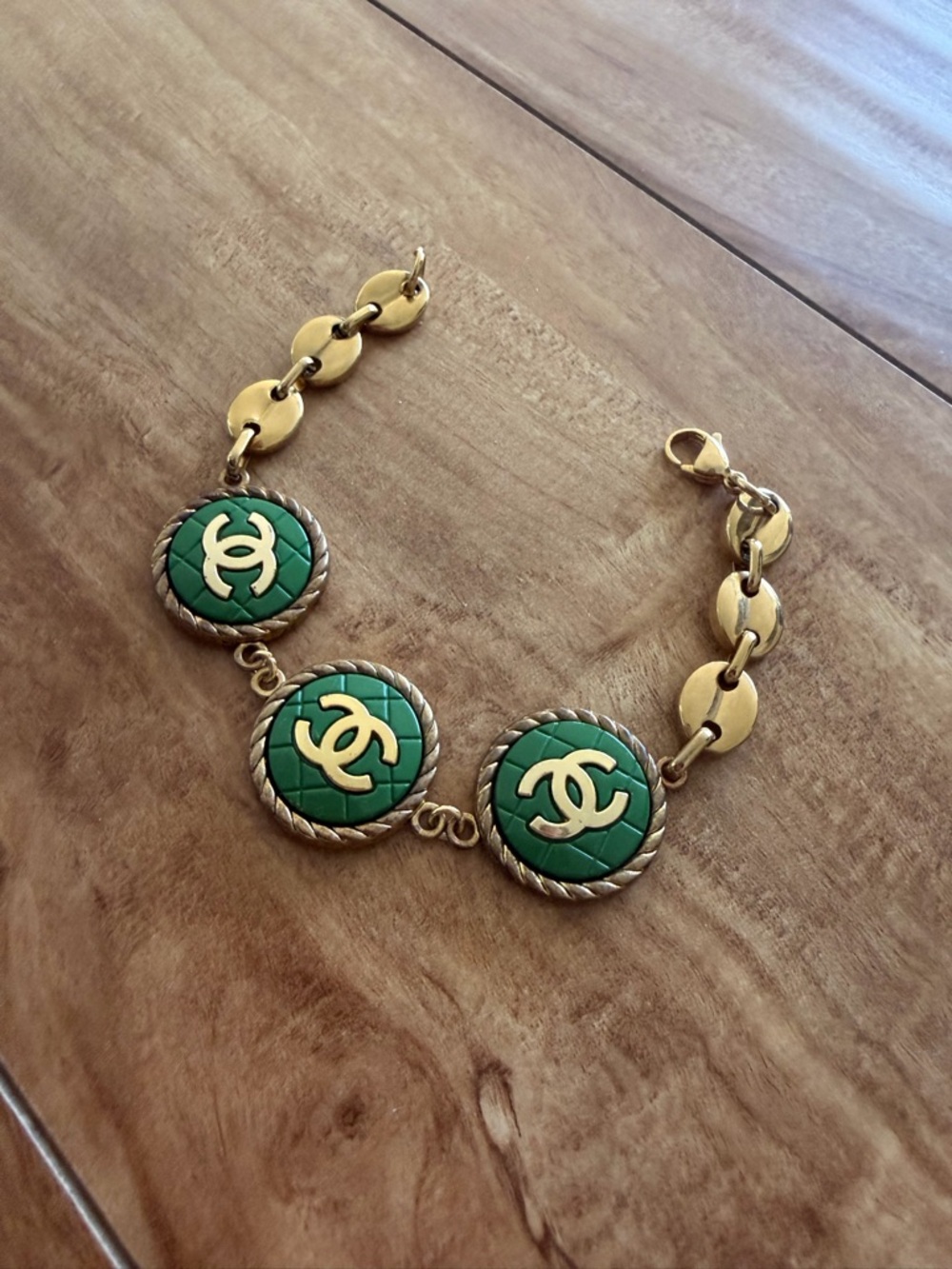 After Market CHANEL Enamel Gold-Tone CC Medallion Bracelet